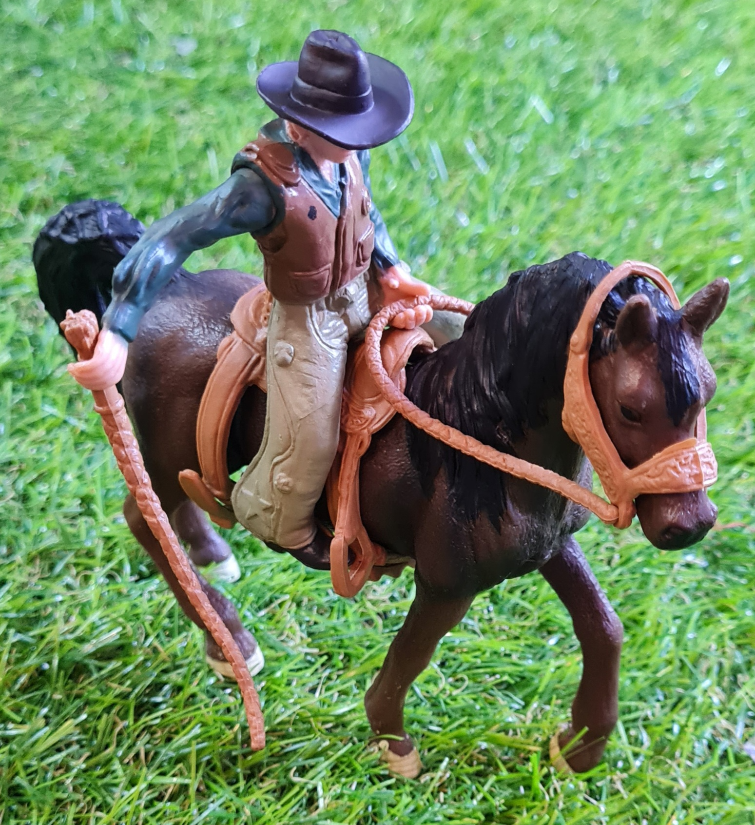 Figurine - Cowboy & Horse