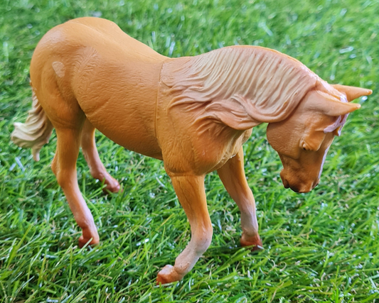 Figurine - Palamino Horse