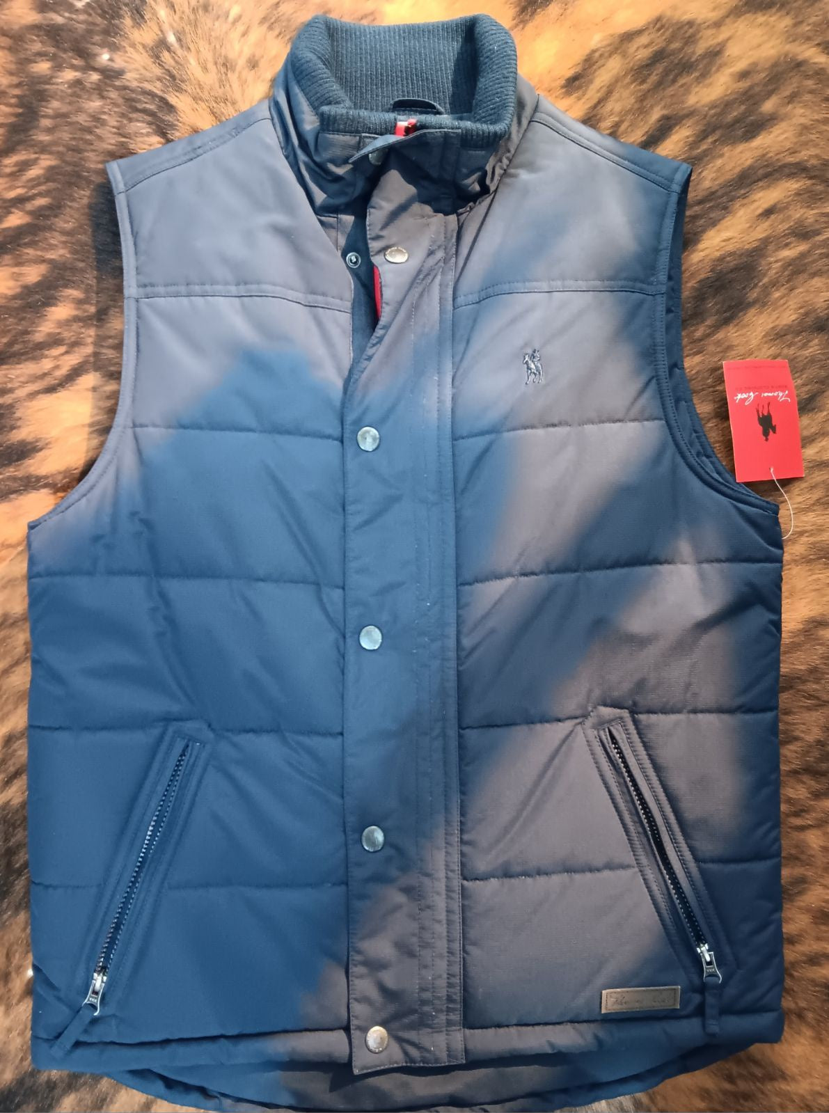 Thomas Cook Jerry Vest
