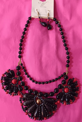 Stones & Beads Necklace with Earrings