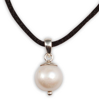 MCJ Pearl Pendant Necklace