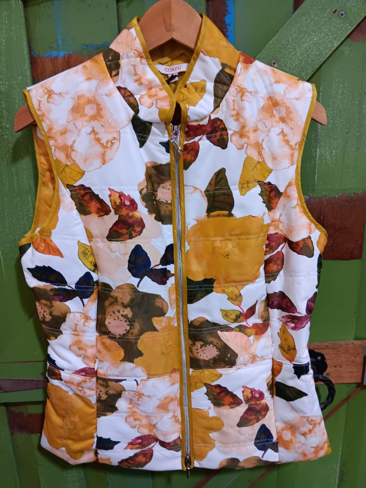 Corfu Vest Floral Print